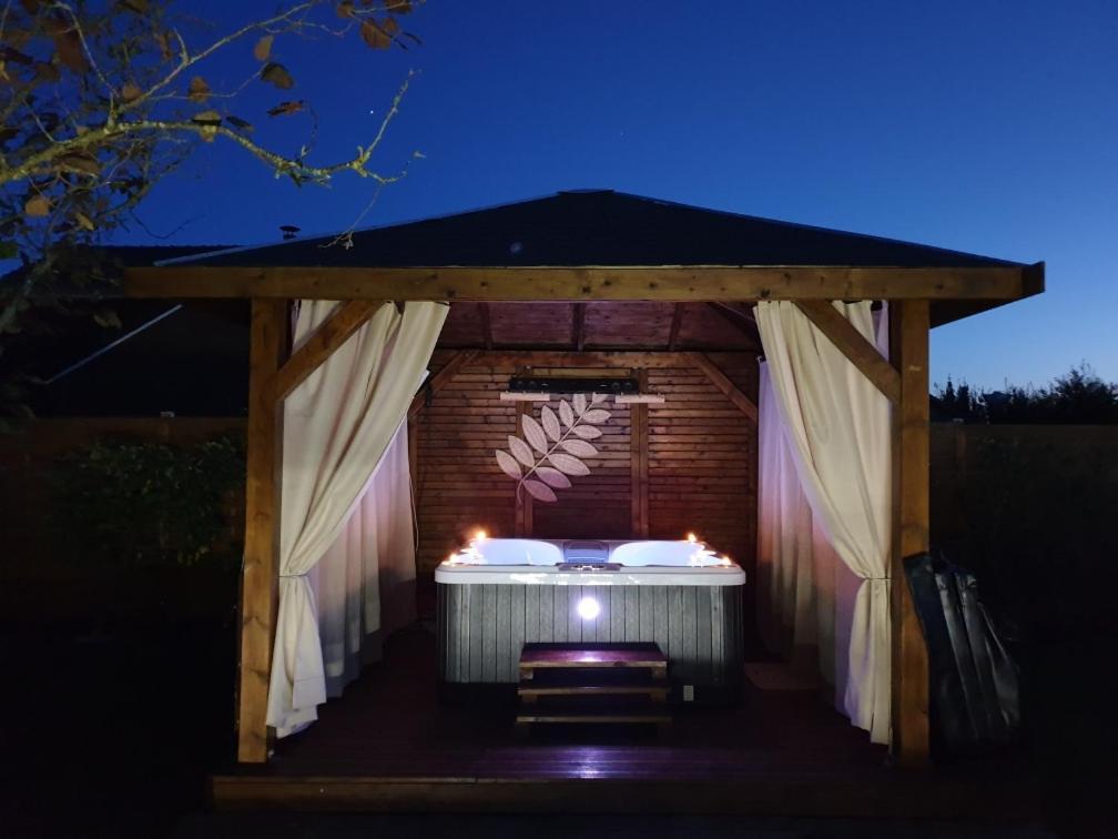 La Chaumiere Bed & Breakfast Saint-Martin-Saint-Firmin Eksteriør bilde